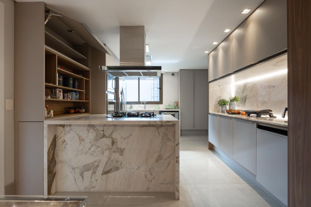 Apartamento Mobiliado à venda no Centro: 