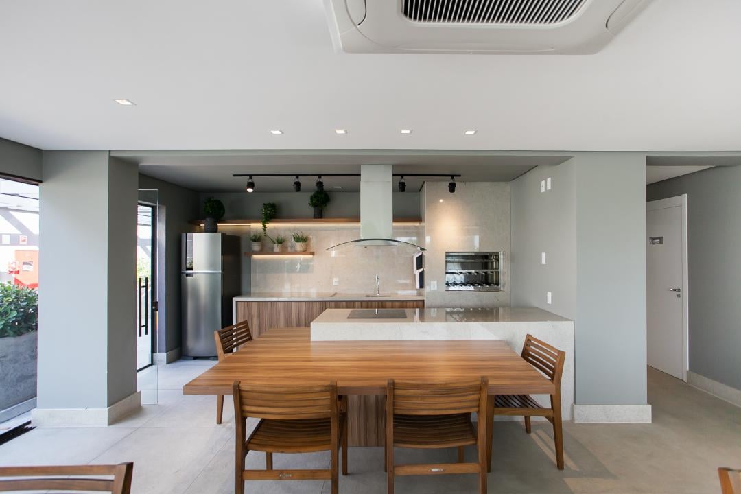 Apartamento Mobiliado à venda no Centro: 