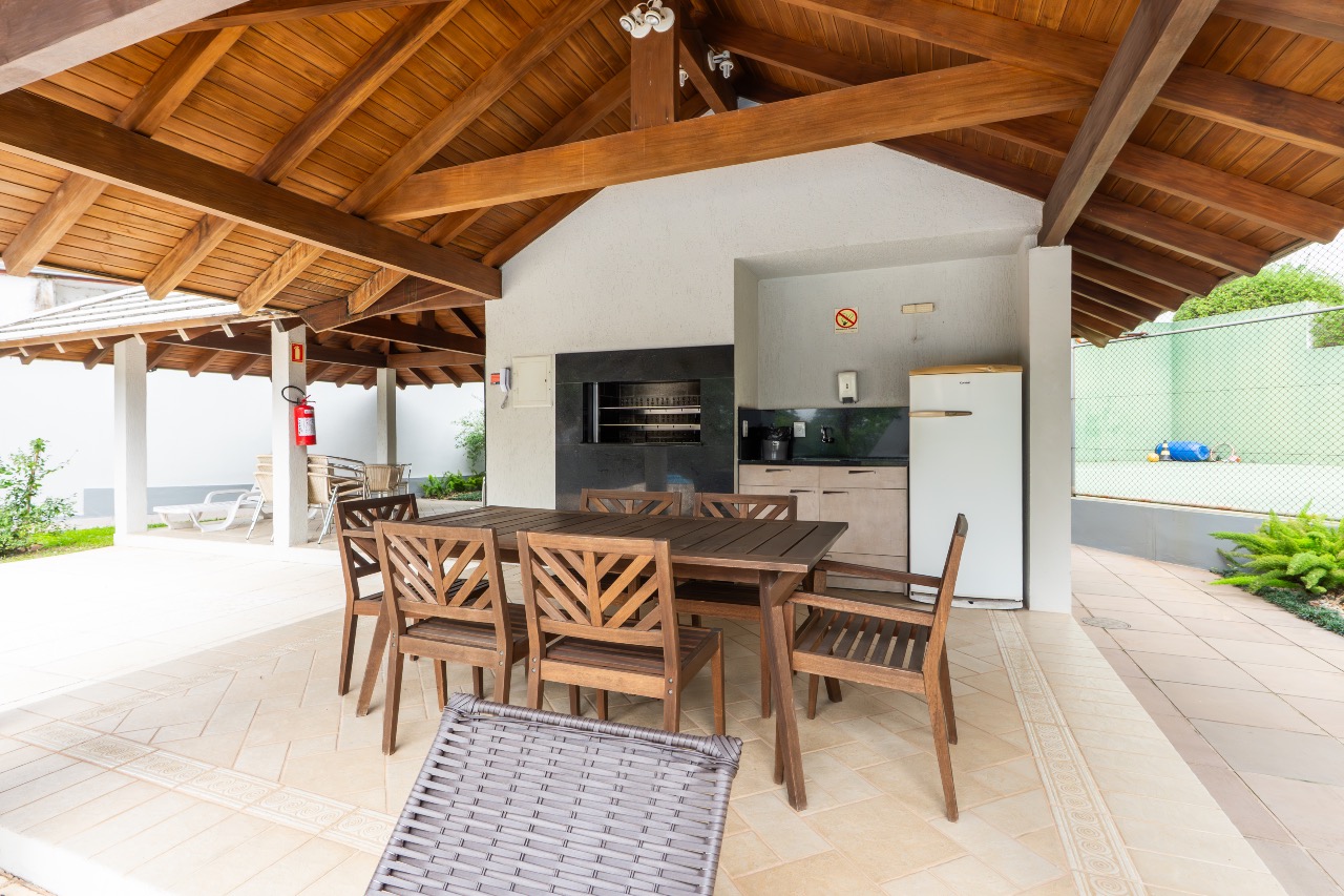 Apartamento Mobiliado à venda no Centro: 