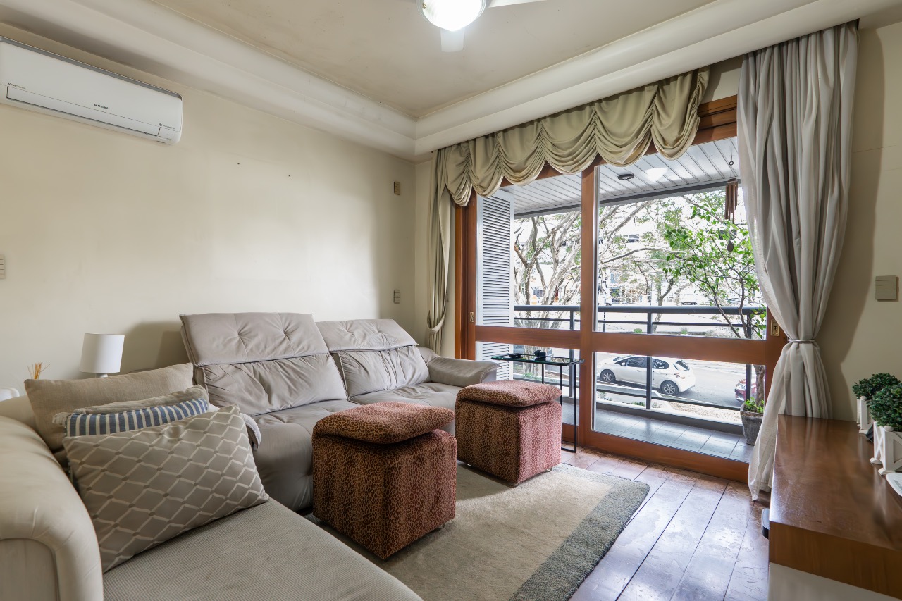 Apartamento Mobiliado à venda no Centro: 