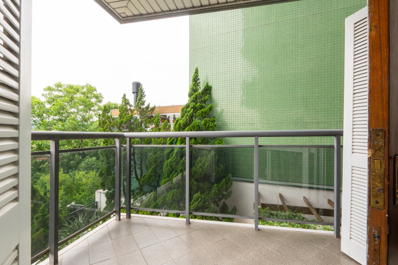 Apartamento Mobiliado à venda no Centro: 