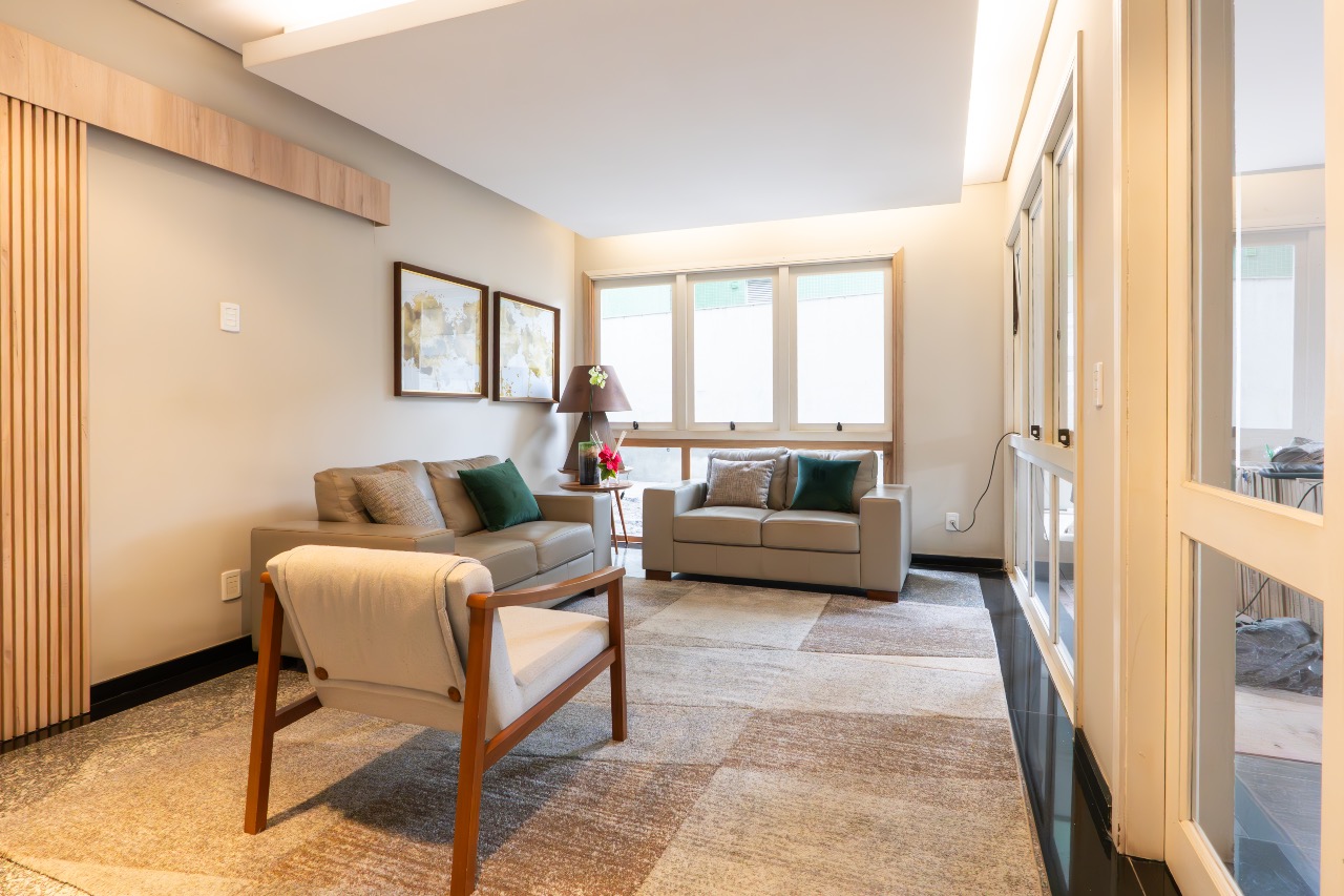 Apartamento Mobiliado à venda no Centro: 