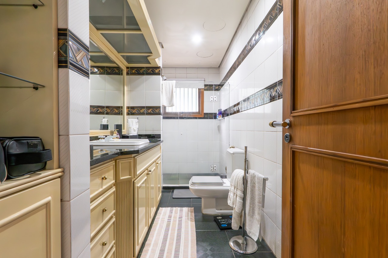 Apartamento Mobiliado à venda no Centro: 