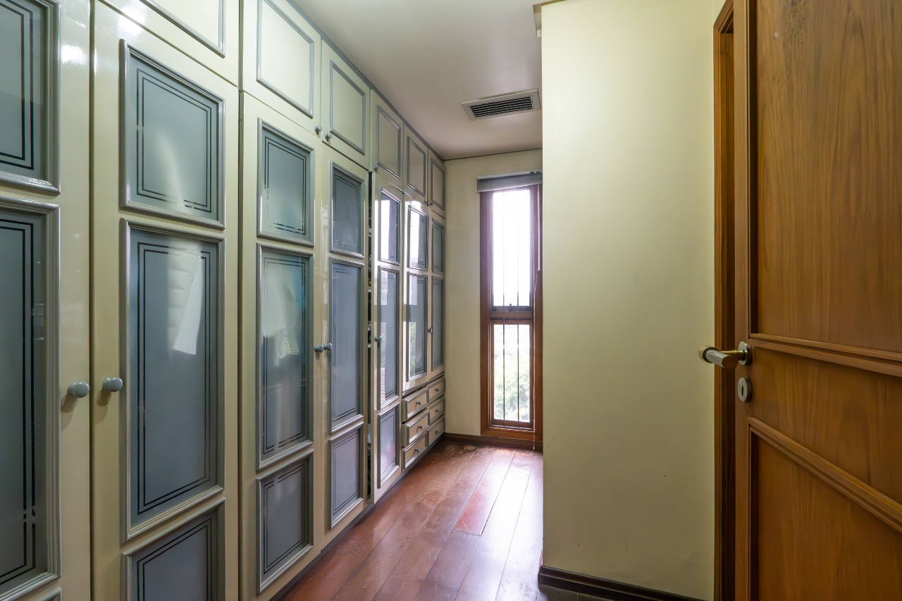 Apartamento Mobiliado à venda no Centro: 