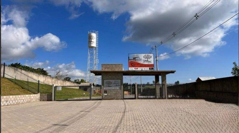 Lote à venda no Lomba Grande: 