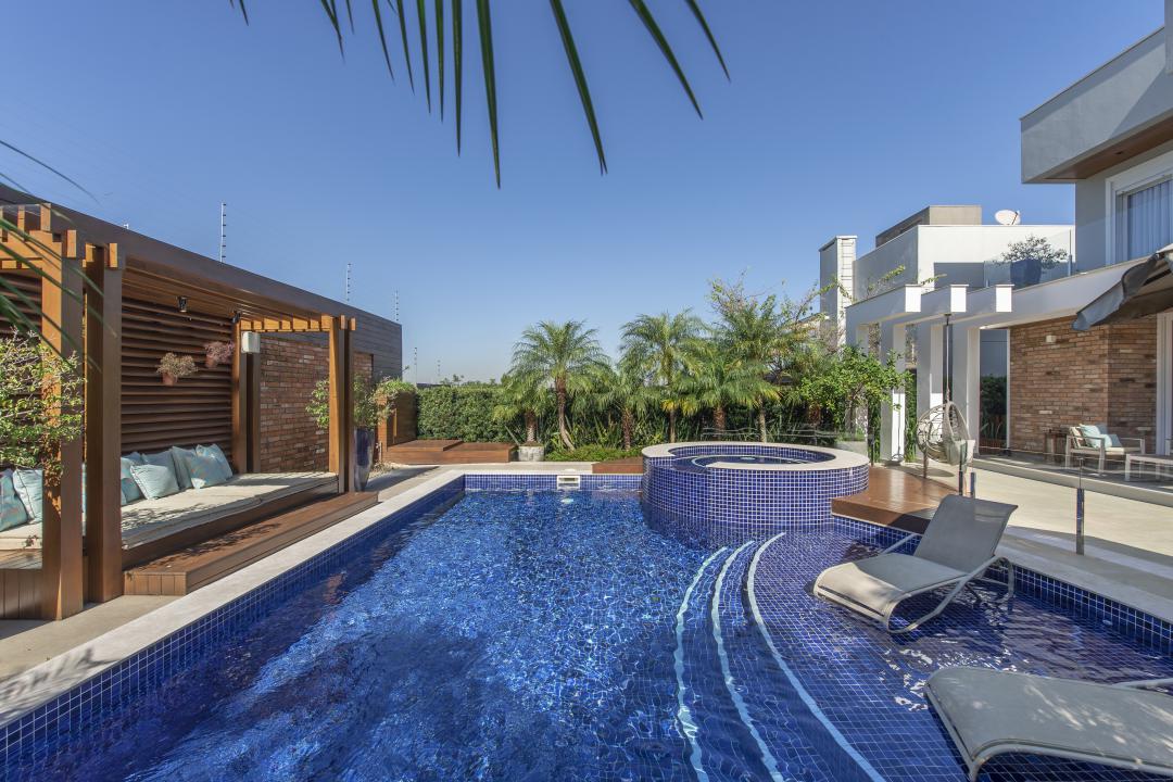 Casa em Condomínio à venda no Hamburgo Velho: 