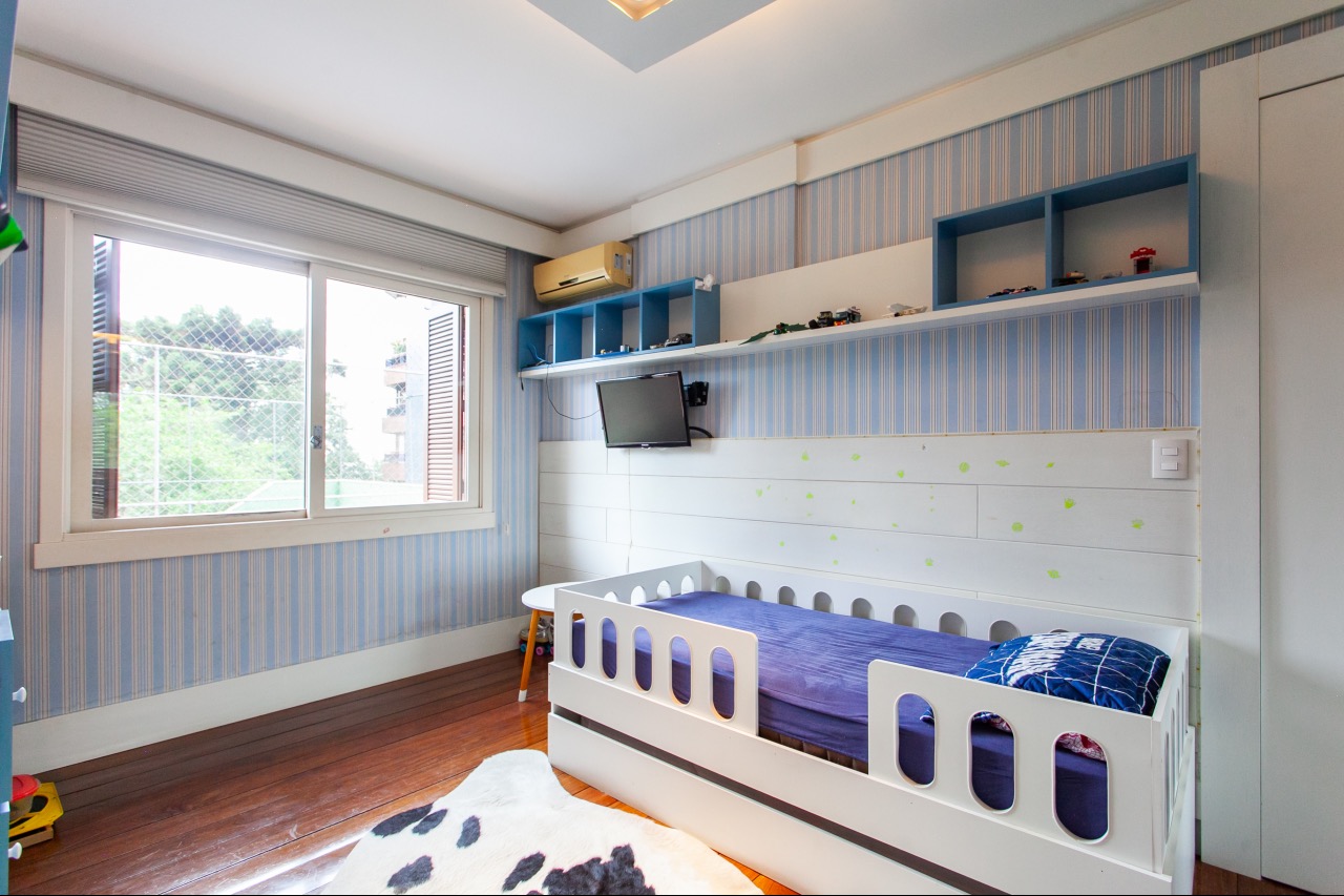 Apartamento Mobiliado à venda no Centro: 