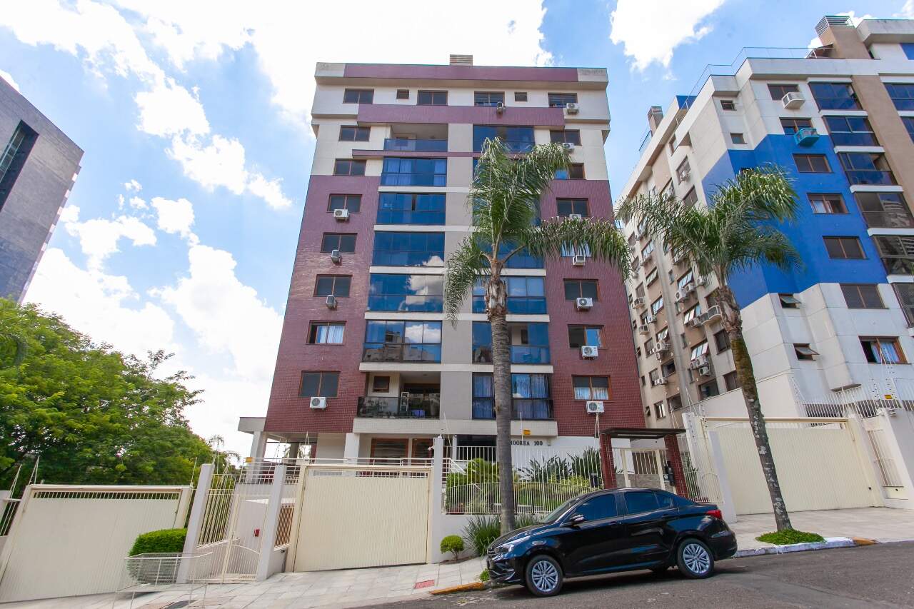 Apartamento Mobiliado à venda no Centro: 