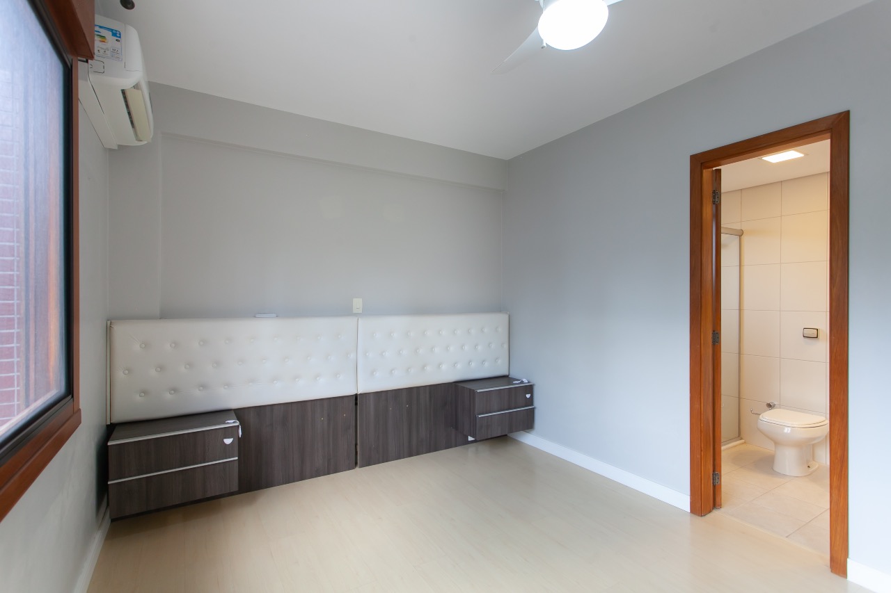 Apartamento Mobiliado à venda no Centro: 