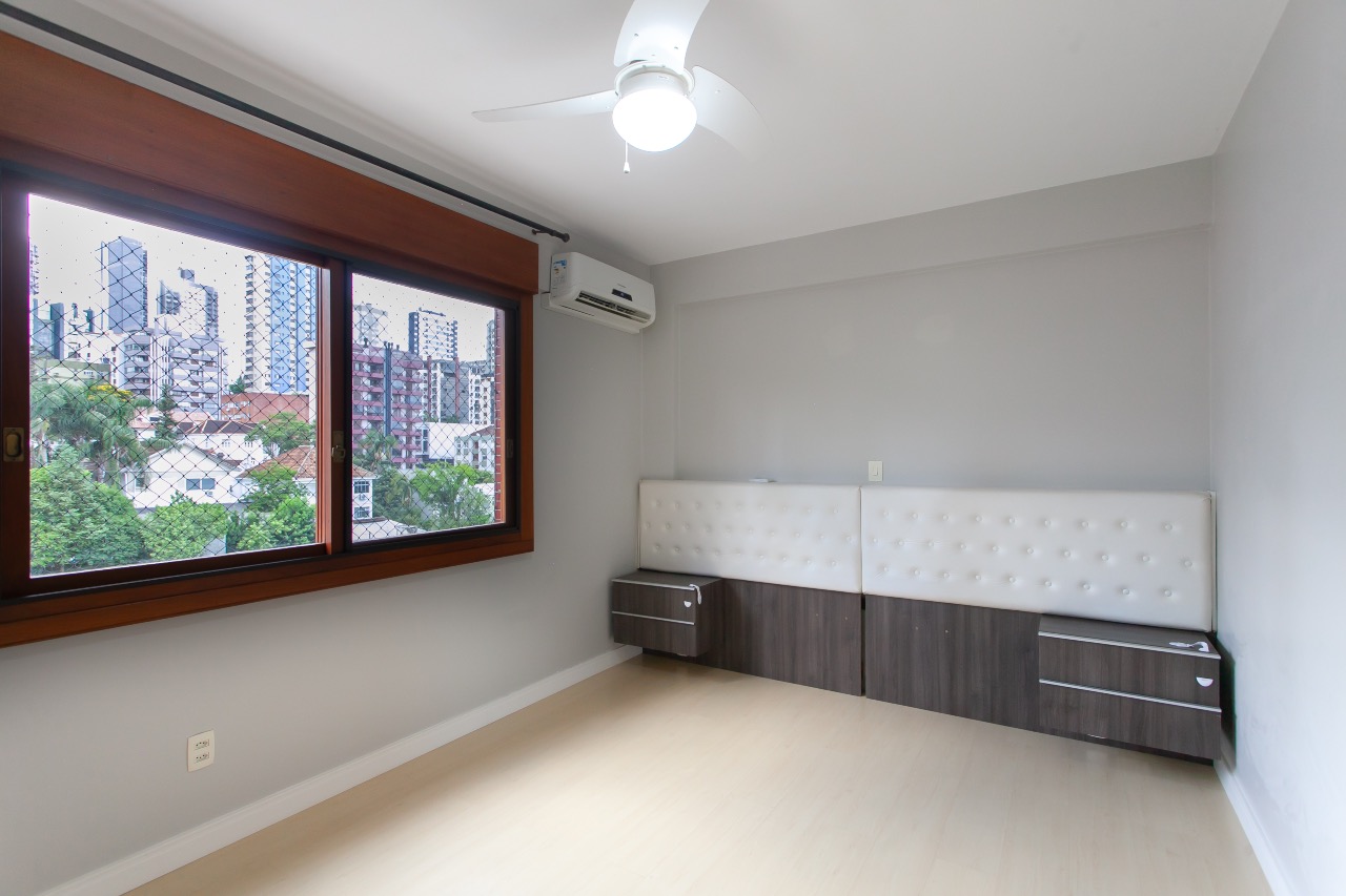 Apartamento Mobiliado à venda no Centro: 