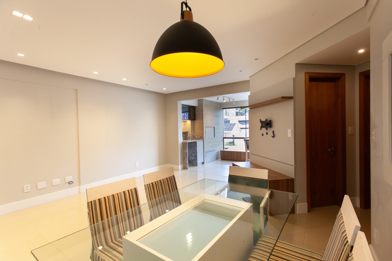 Apartamento Mobiliado à venda no Centro: 