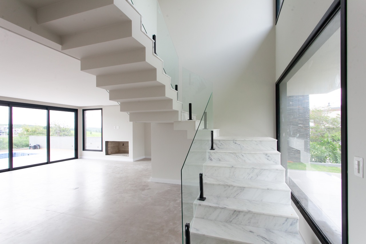 Casa em Condomínio à venda no Encosta do Sol: 