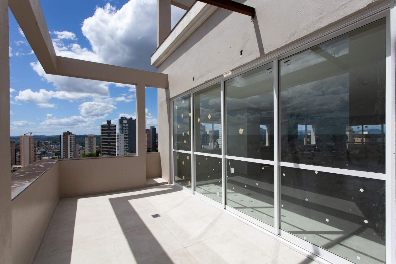 Cobertura Triplex à venda no Centro: 