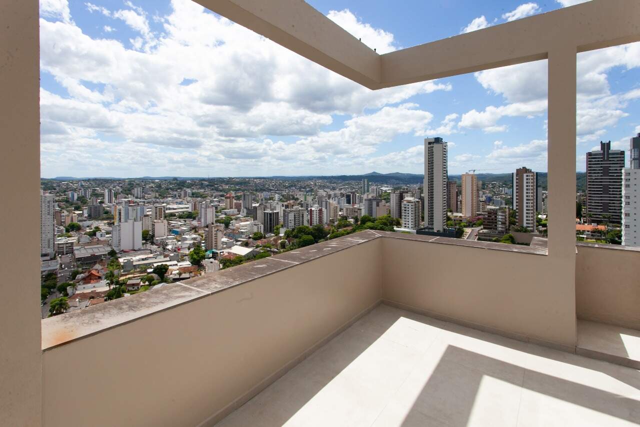 Cobertura Triplex à venda no Centro: 
