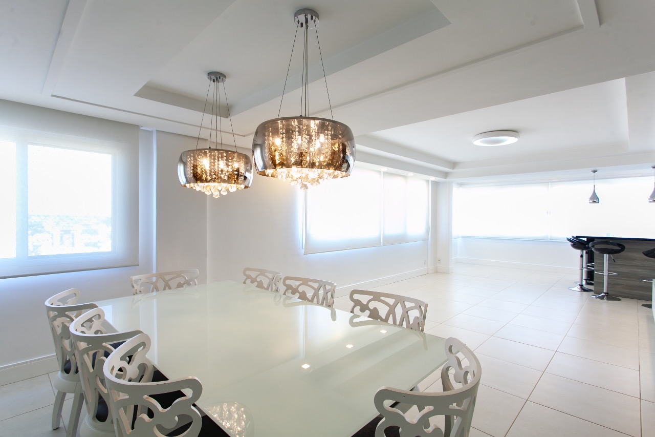 Apartamento Mobiliado à venda no Centro: 