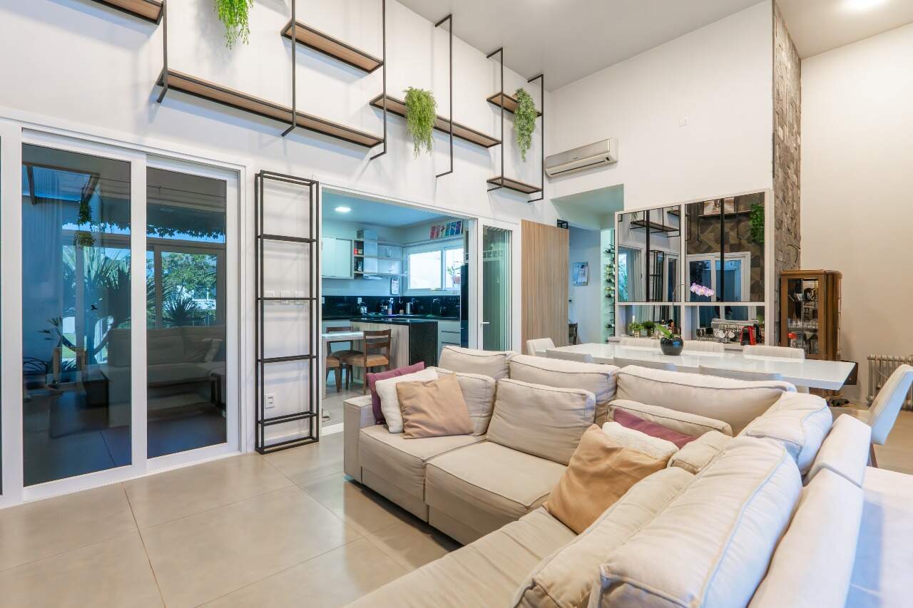 Casa em Condomínio à venda no Encosta do Sol: 