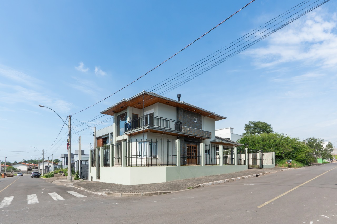 Casa à venda no Canudos: 