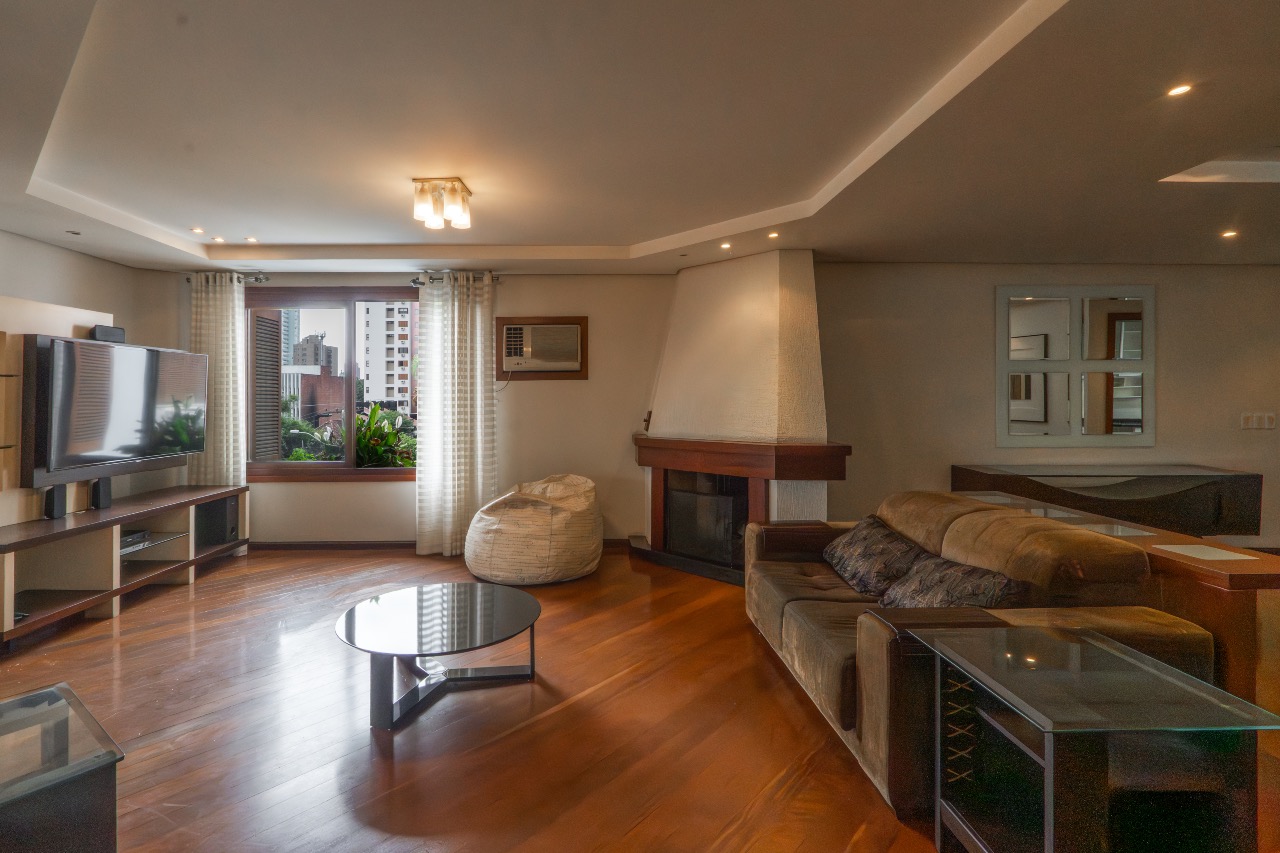 Apartamento Mobiliado à venda no Centro: 