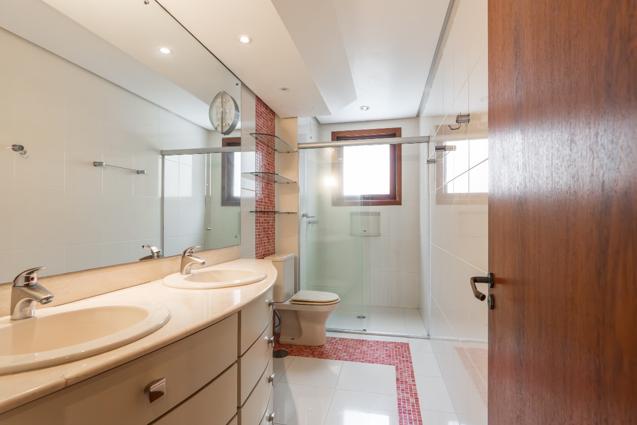 Apartamento Mobiliado à venda no Centro: 