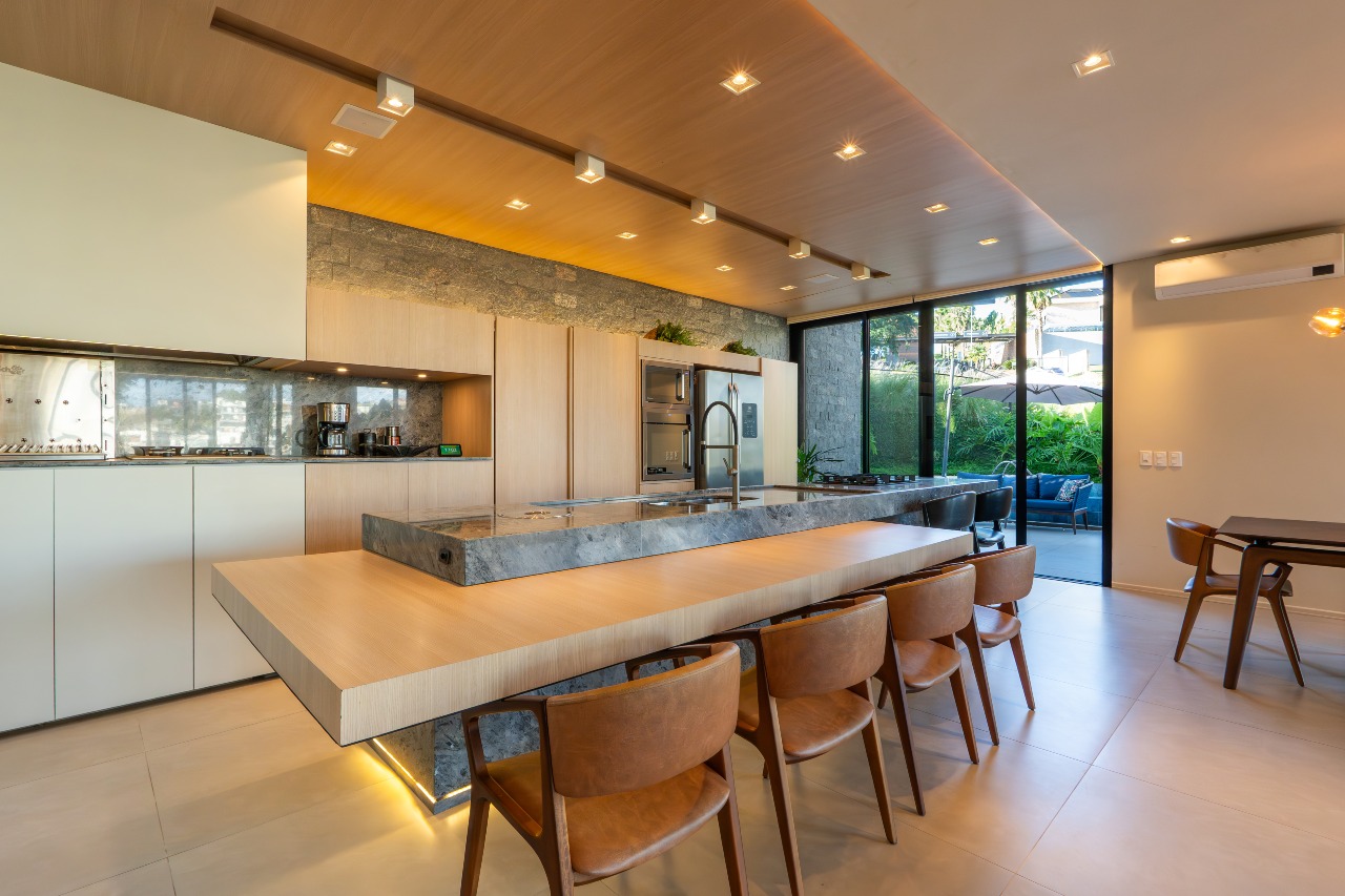 Casa em Condomínio à venda no Encosta do Sol: 