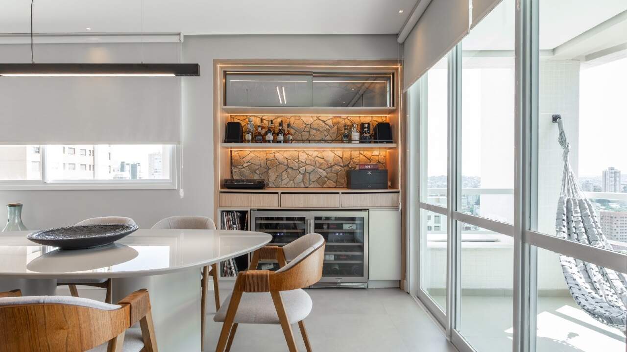 Apartamento Mobiliado à venda no Centro: 