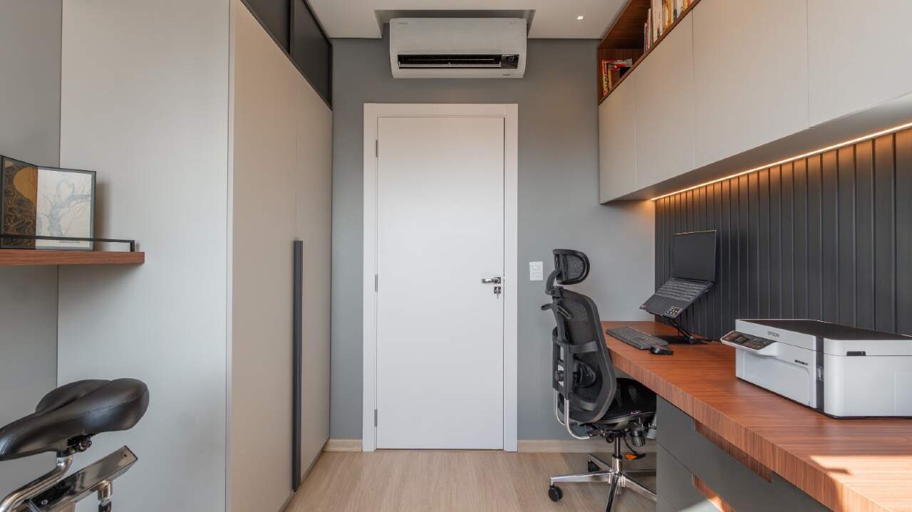 Apartamento Mobiliado à venda no Centro: 