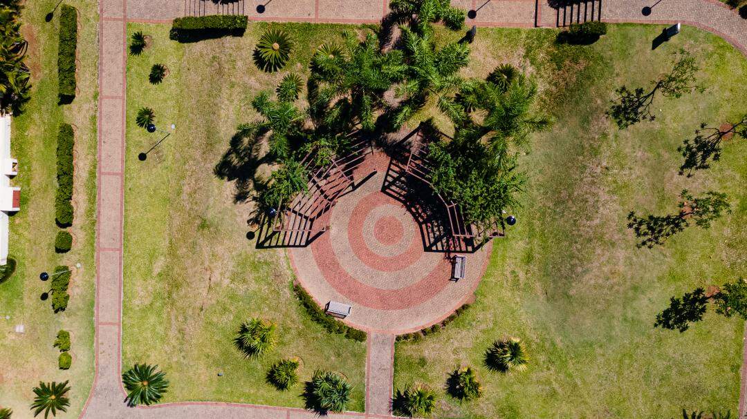 Terreno em Condomínio à venda no Encosta do Sol:
