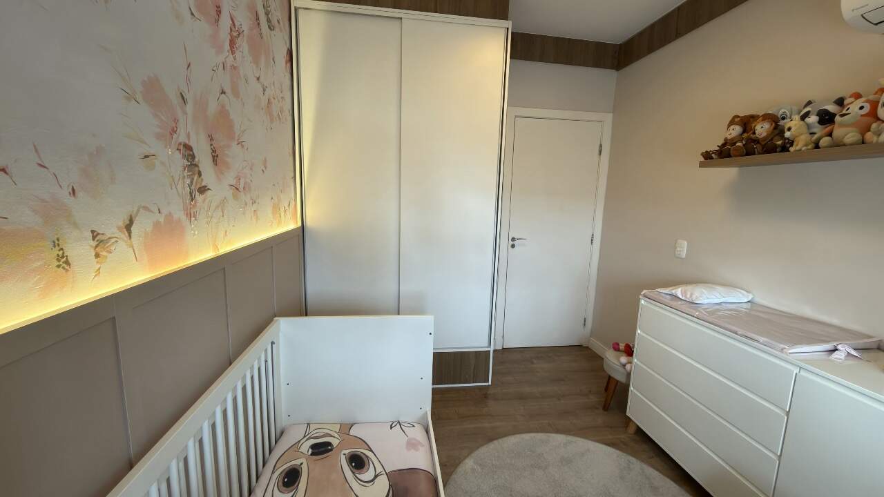Apartamento Mobiliado à venda no Centro: 