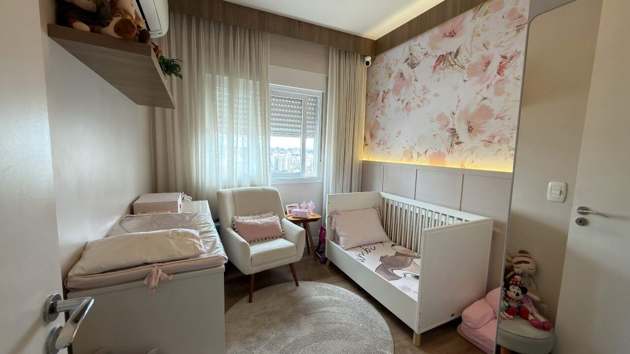 Apartamento Mobiliado à venda no Centro: 