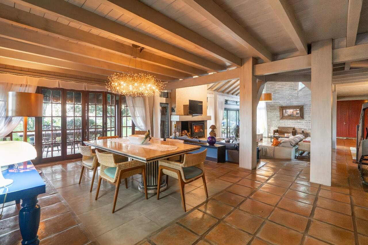 Casa em Condomínio à venda no Encosta do Sol: 