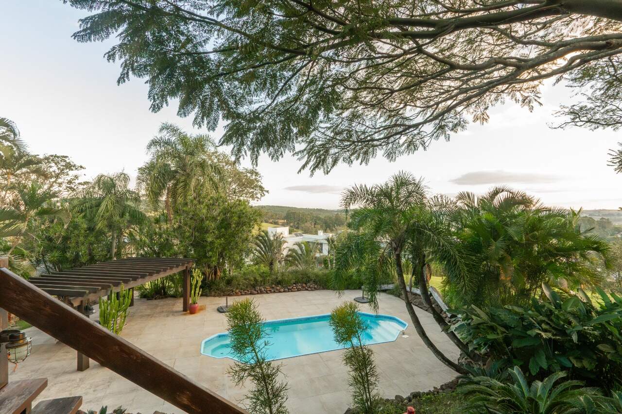 Casa em Condomínio à venda no Encosta do Sol: 