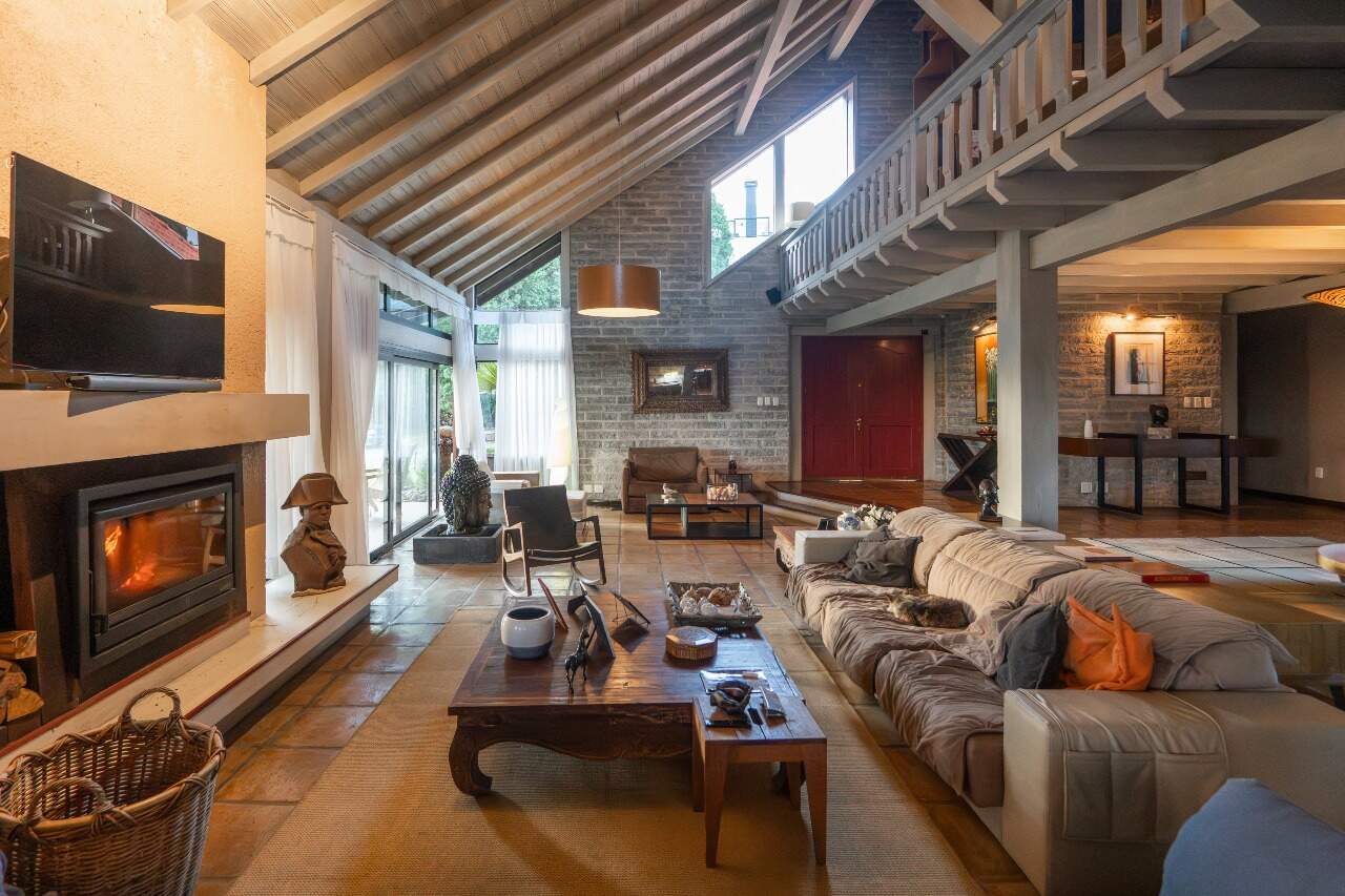 Casa em Condomínio à venda no Encosta do Sol: 