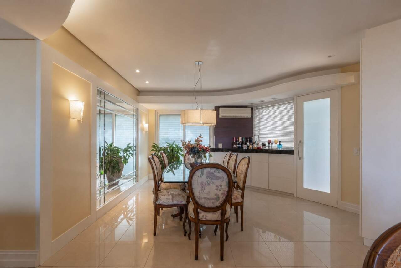 Apartamento à venda no Centro: