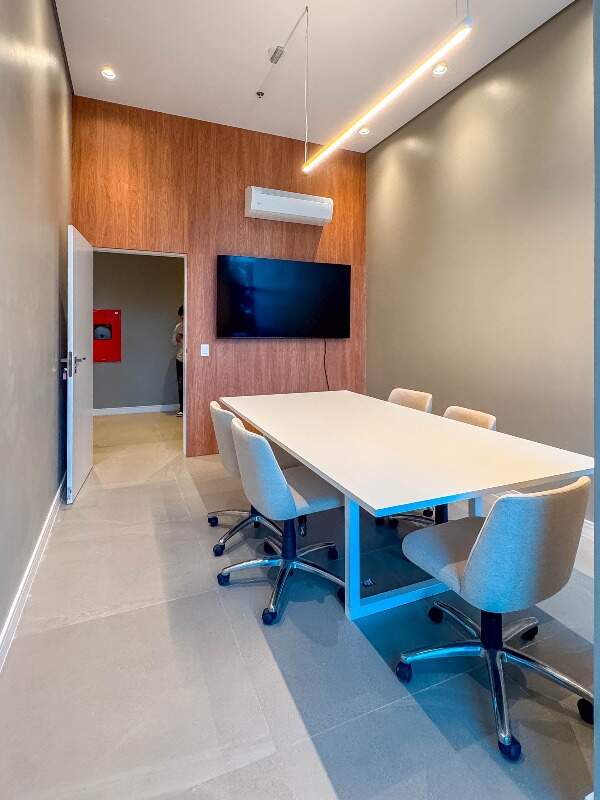 Sala Comercial à venda no Jardim Mauá: