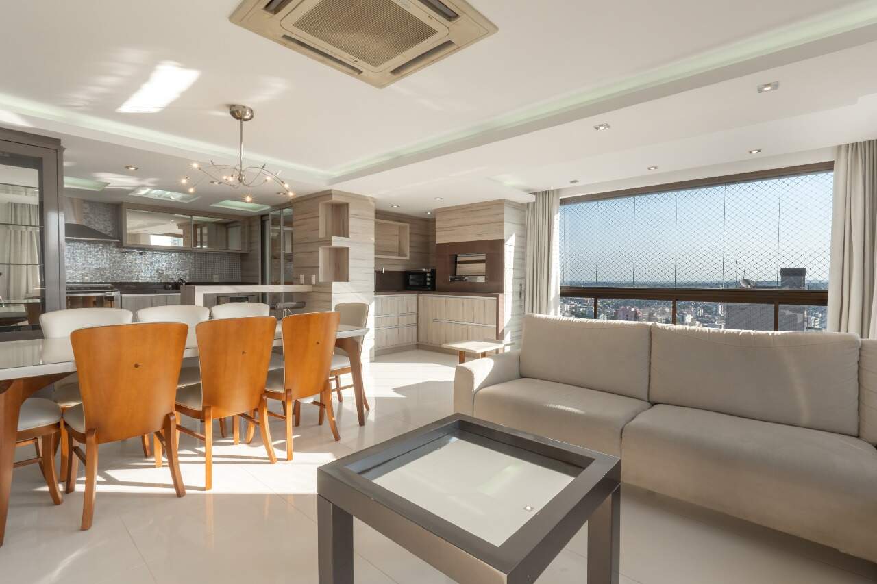 Apartamento à venda no Centro: