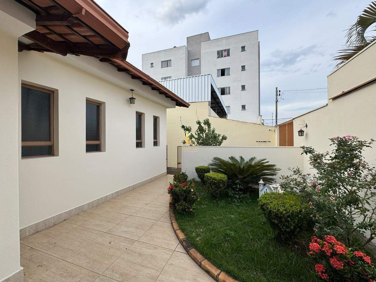 Casa à venda no Nações: 