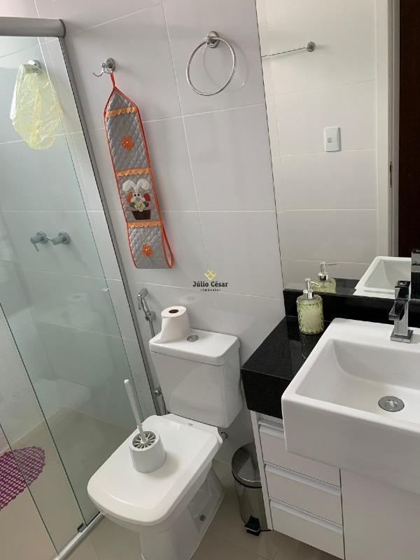 Cobertura à venda no Manoel Valinhas: 