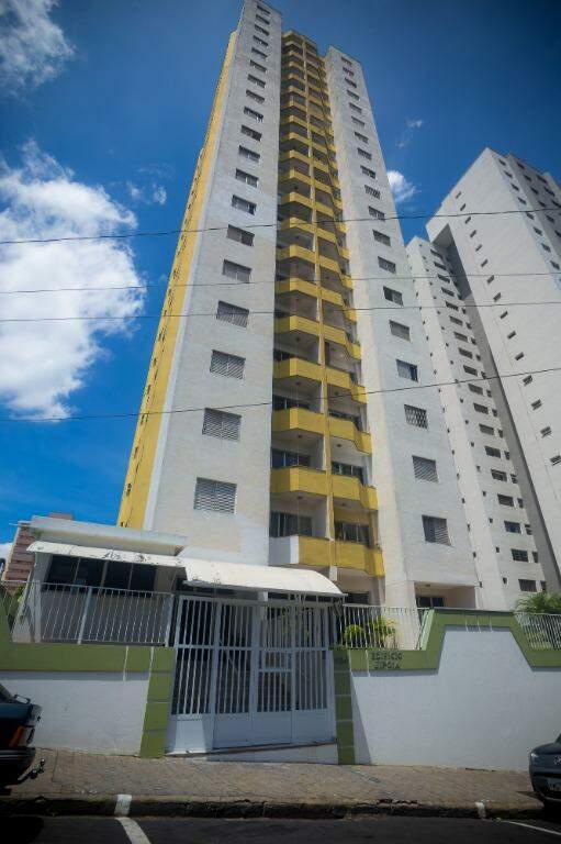 Apartamento à venda no Edifício Jipoia, 2 quartos, 1 vaga, no bairro Vila Monteiro em Piracicaba - SP