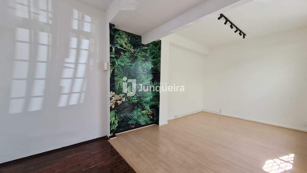 Foto 4 de Casa Comercial para aluguel, 1 vaga, Centro - Piracicaba/SP