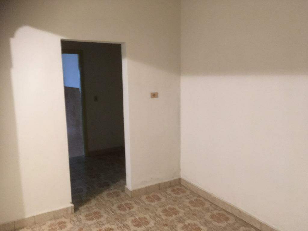 Casa à venda, 2 quartos, 1 vaga, no bairro Centro em Piracicaba - SP