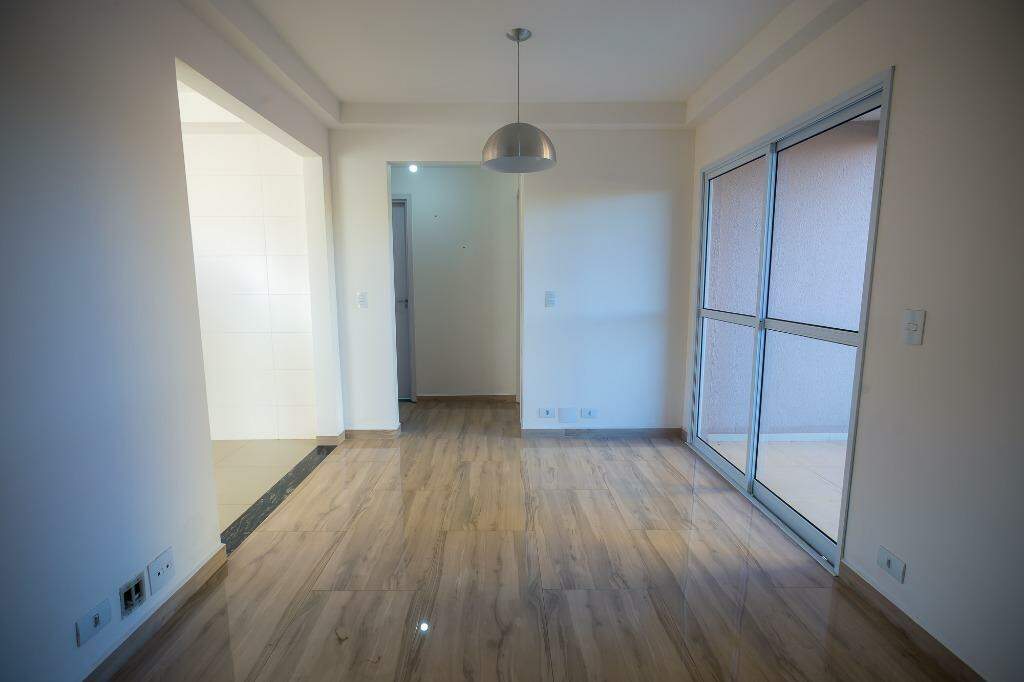Apartamento à venda no Edifício Tarsila, 2 quartos, sendo 1 suíte, 1 vaga, no bairro Vila Independência em Piracicaba - SP