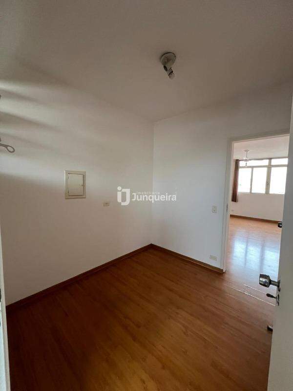 Apartamento para alugar no Pedro Ometto, 3 quartos, sendo 1 suíte, 1 vaga, no bairro Centro em Piracicaba - SP