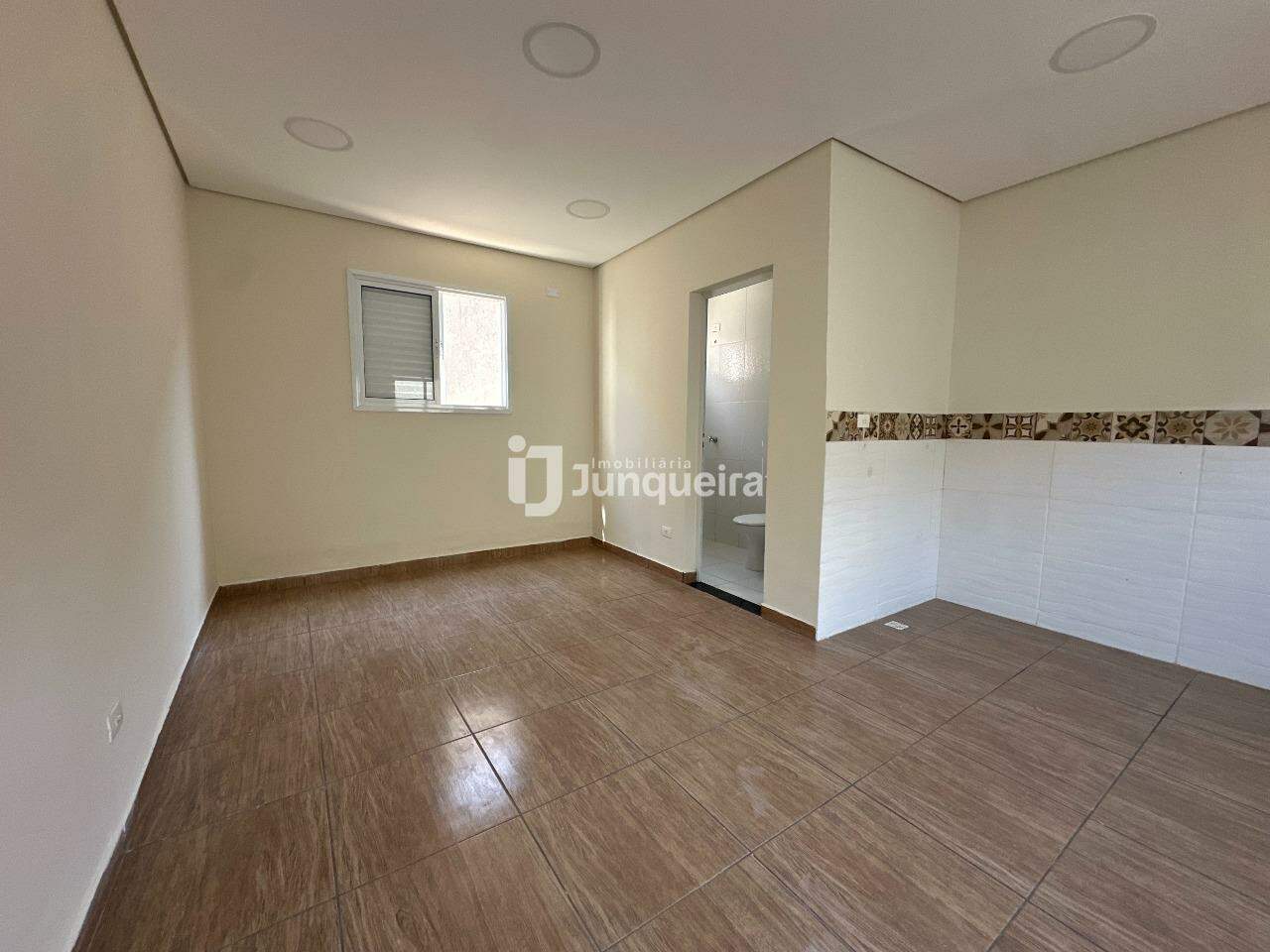 Sala Comercial para alugar, 1 quarto, no bairro Centro em Piracicaba - SP