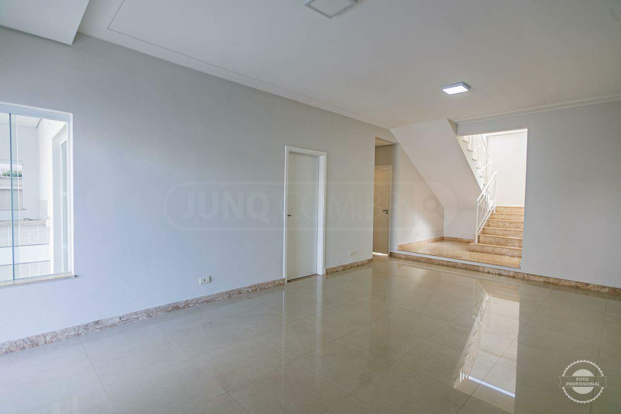 Casa em Condomínio para alugar no Terras de Piracicaba III , 4 quartos, sendo 2 suítes, 2 vagas, no bairro Terras de Piracicaba em Piracicaba - SP