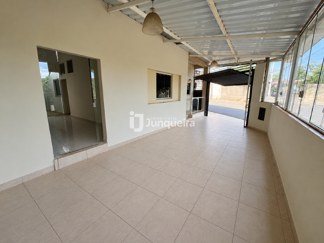 Casa para alugar, 3 quartos, 2 vagas, no bairro Jardim Brasília em Piracicaba - SP