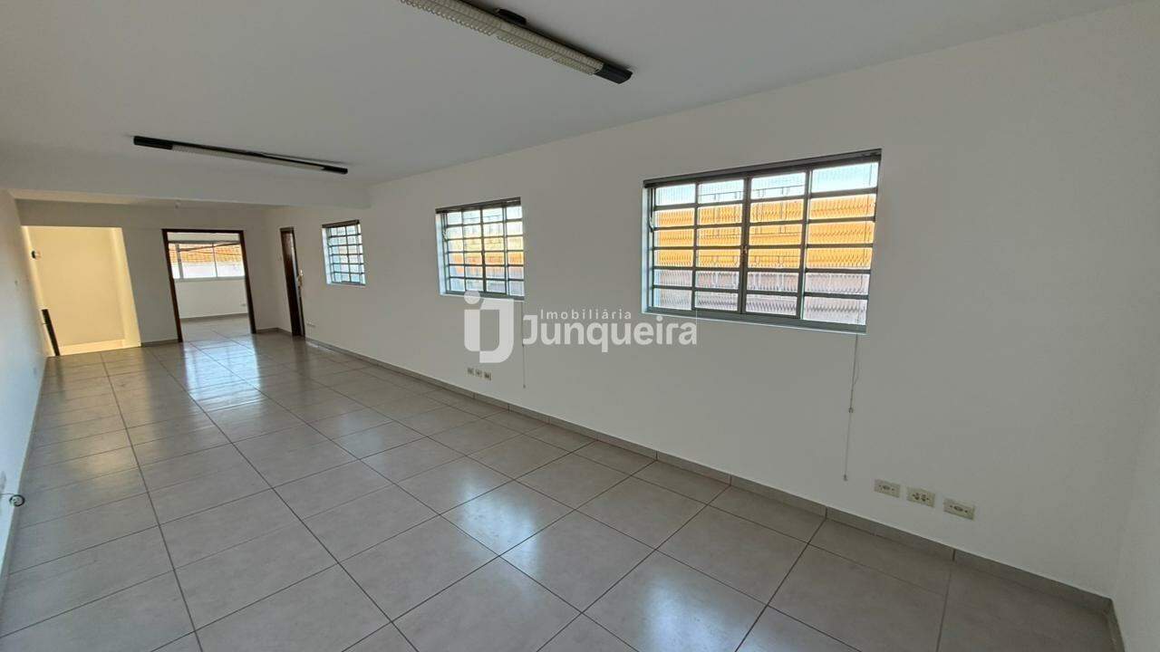 Casa Comercial para alugar, 1 quarto, no bairro Santa Terezinha em Piracicaba - SP