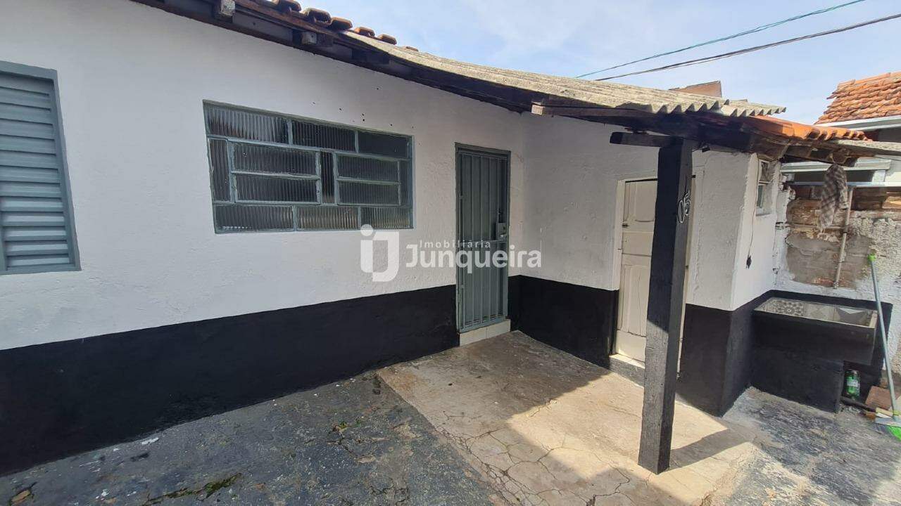Casa para alugar, 1 quarto, no bairro Alto em Piracicaba - SP