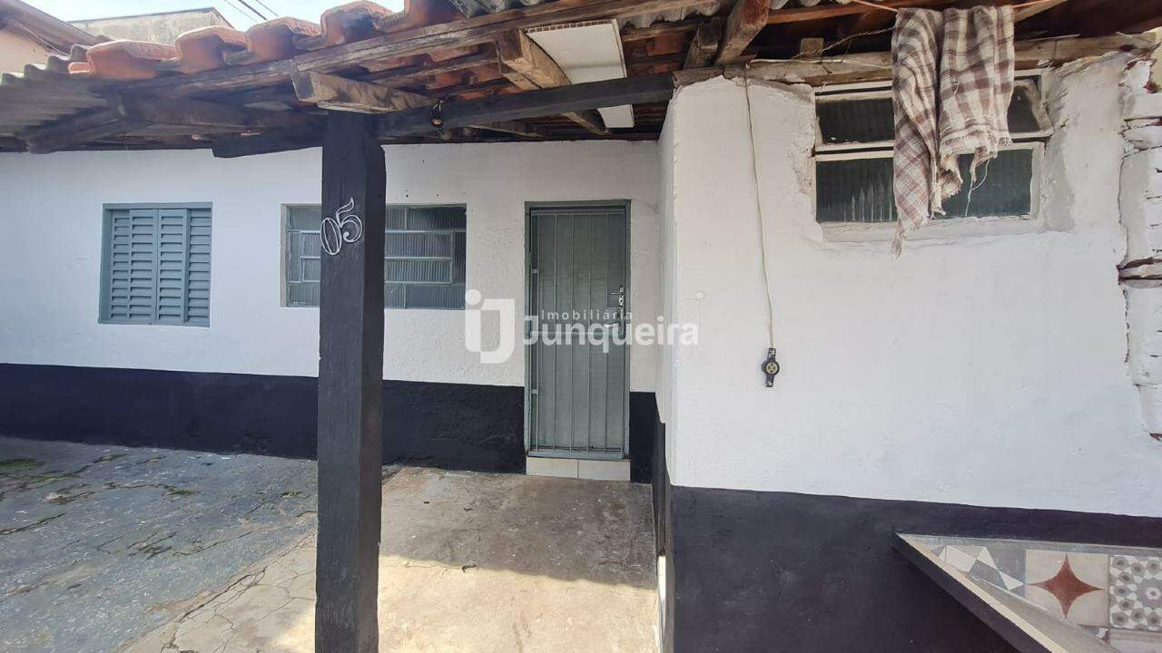 Casa para alugar, 1 quarto, no bairro Alto em Piracicaba - SP