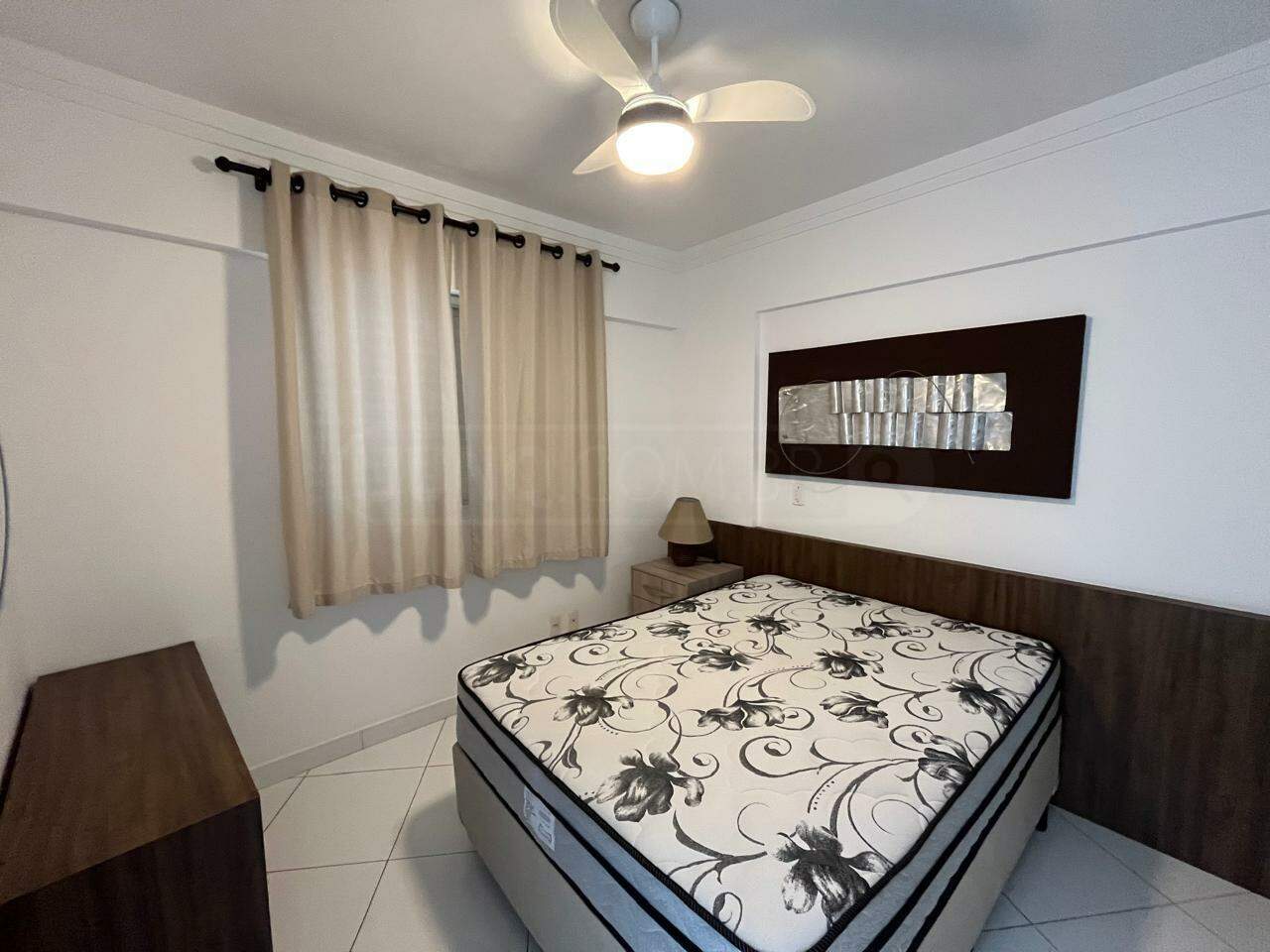 Apartamento para alugar no Santiago, 1 quarto, sendo 1 suíte, 1 vaga, no bairro Alto em Piracicaba - SP