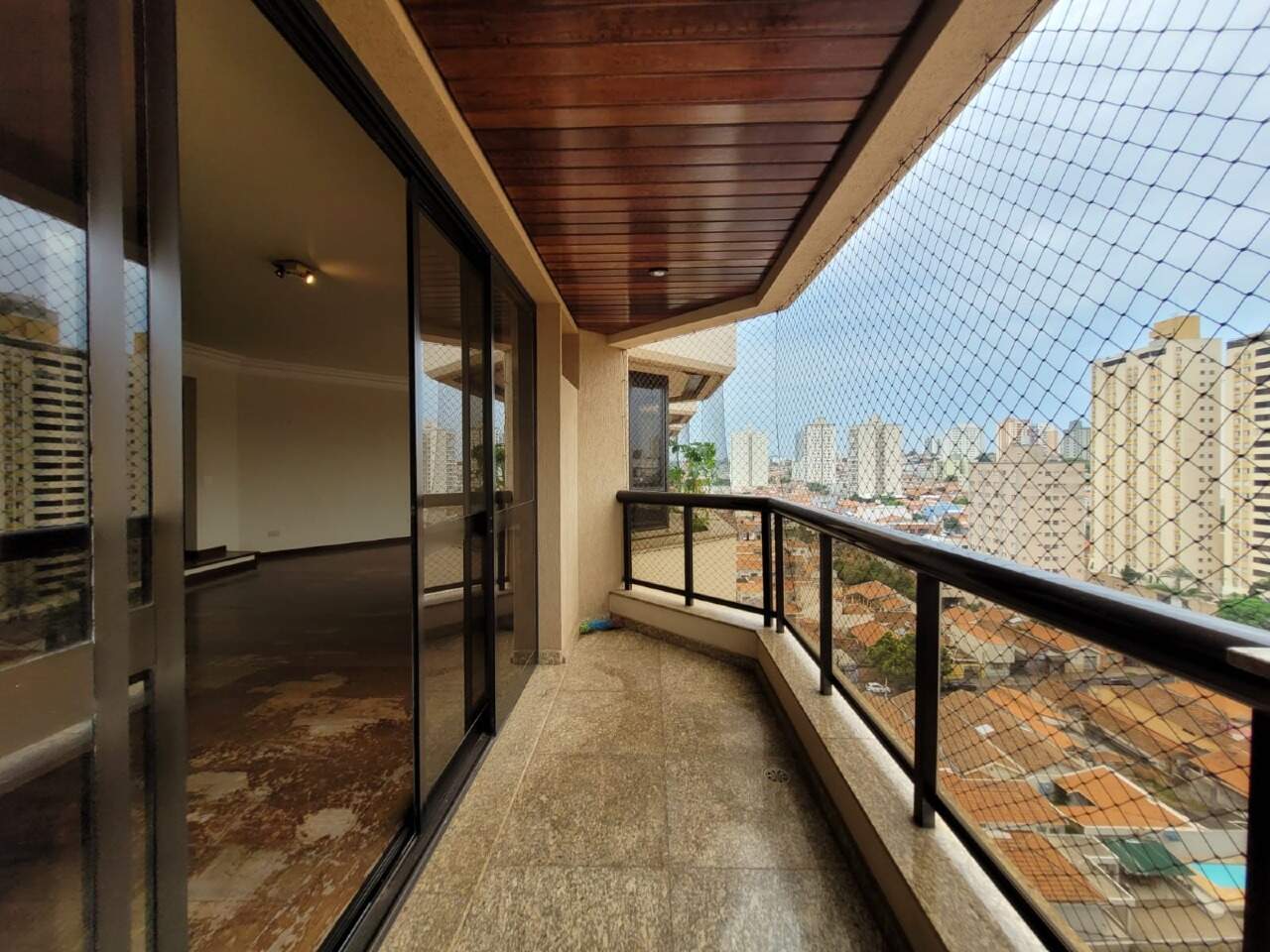 Apartamento para alugar no Cap Ferrat, 4 quartos, sendo 1 suíte, 3 vagas, no bairro Cidade Alta em Piracicaba - SP